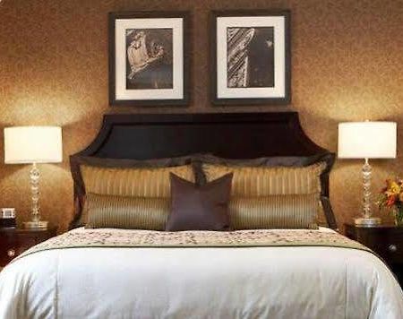 The Clarke Hotel Waukesha Værelse billede